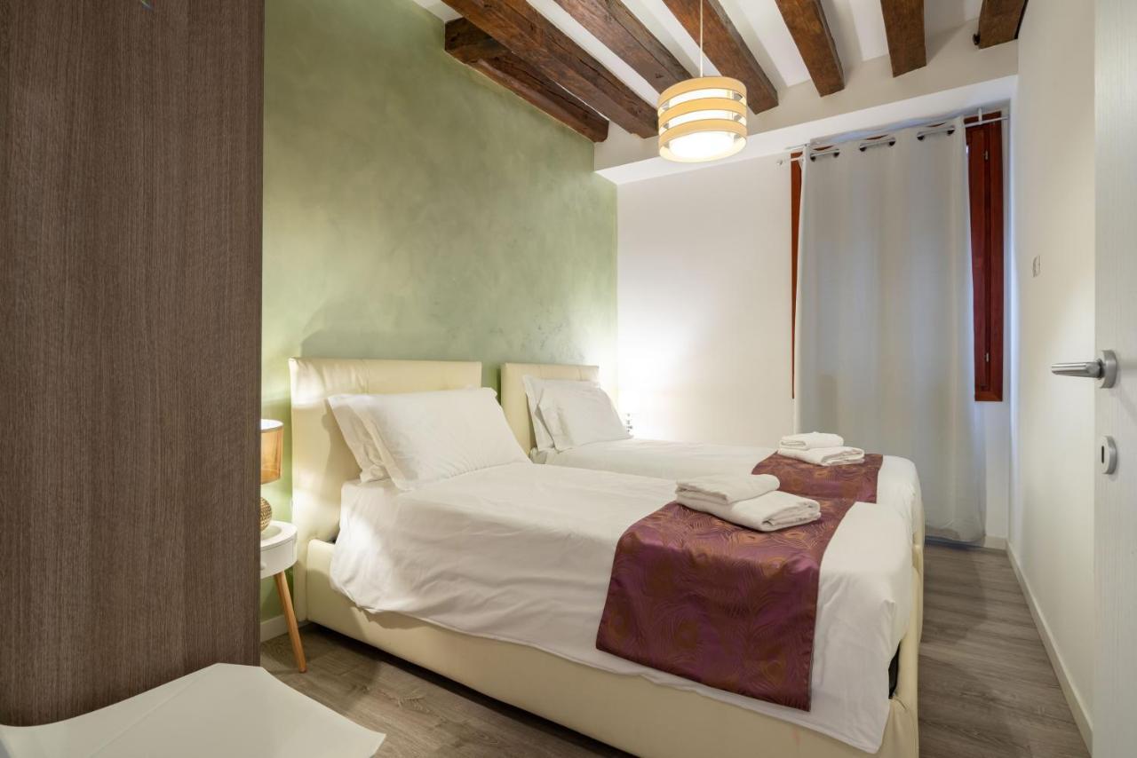 Ve.N.I.Ce. Cera Ca' De La Mandola Apartman Velence Kültér fotó