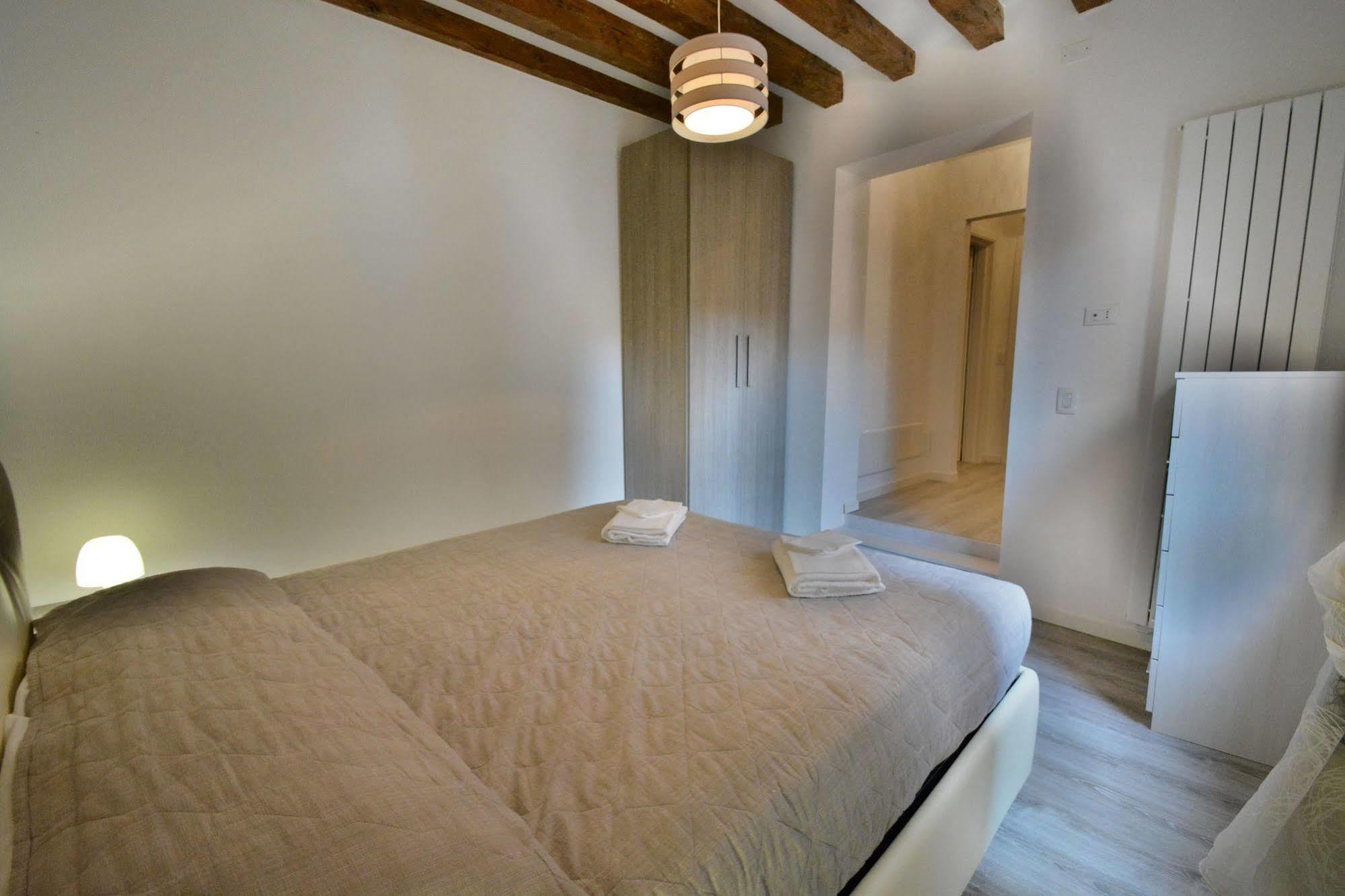 Ve.N.I.Ce. Cera Ca' De La Mandola Apartman Velence Kültér fotó